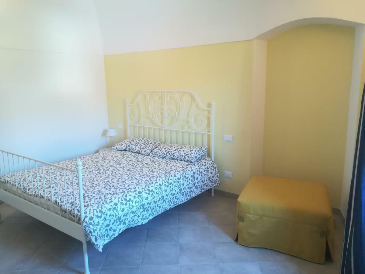I Fiori Di Santo Stefano Apartment Санто Стефано ал Маре Екстериор снимка